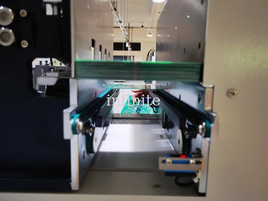CE supérieur d'empileur de carte PCB de chargeur de magasin de 50*50mm SMT pour la carte PCB épaisse de 0.6mm